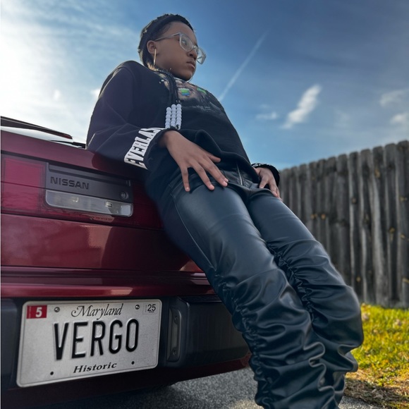 “IS THAT TANK” Hoodie - Picture 2 of 6